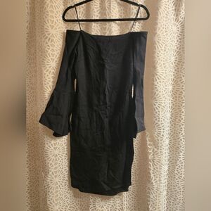 Long bell sleeve tight black dress